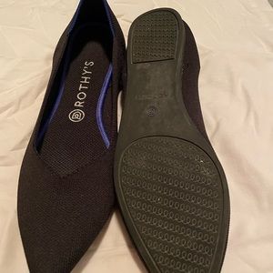 Black Rothy’s Size 11